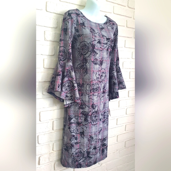 NWT Olivia Matthews Dress Long Bell Sleeves Black Gray Pink Floral Plaid Size S - Picture 12 of 12
